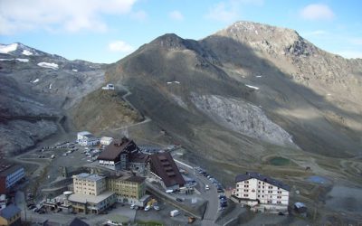 Rötlspitz/Punta Rosa (3026 m) und Monte Scorluzzo (3095 m)